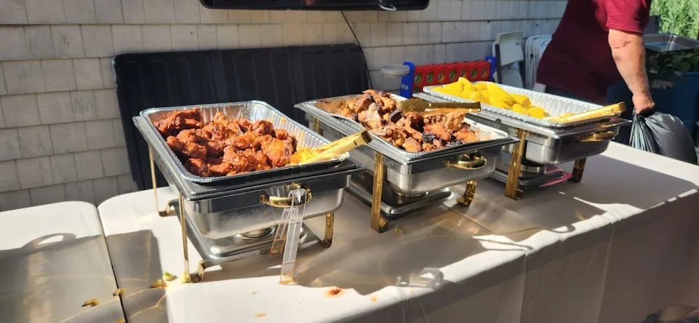 Boneless Wings and Buffalo Wings